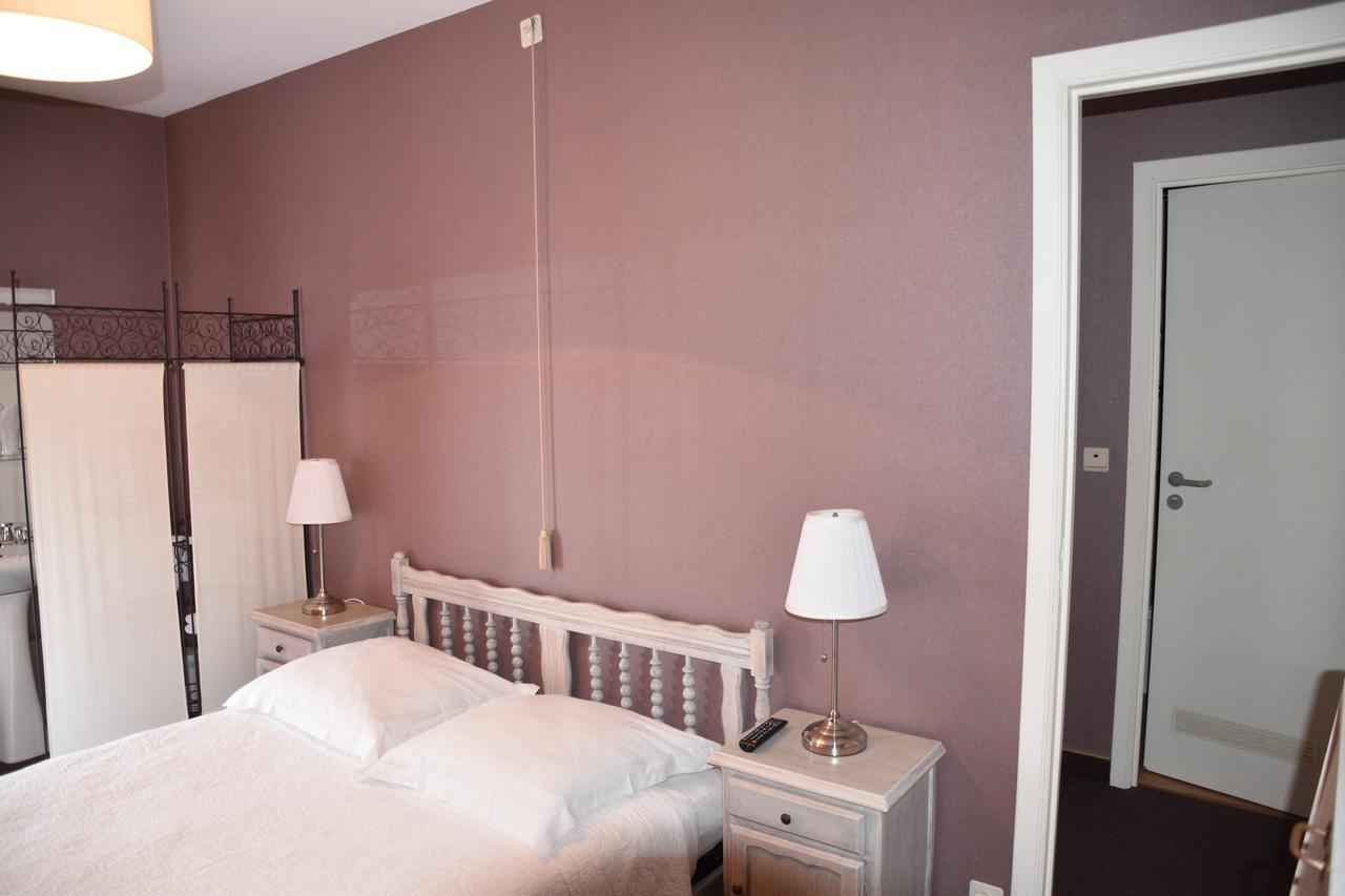 Hotel Le Barbouillon Vencimont Buitenkant foto